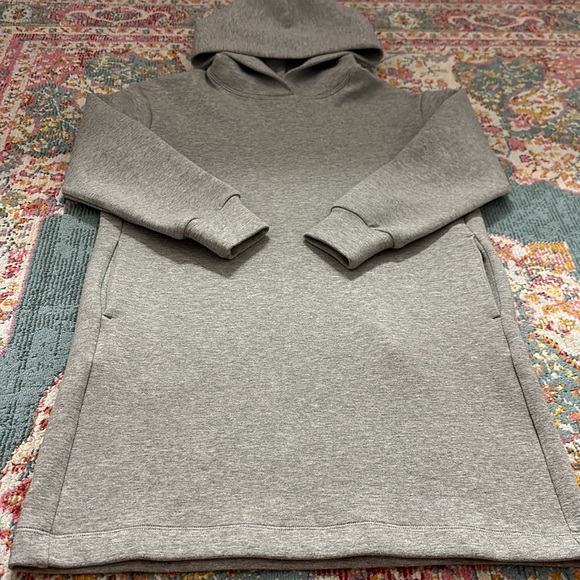 Uniqlo sweater dress LIKE NEW in excellent condition size 7-8 - Picture 6 of 7